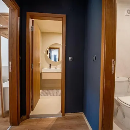 Apartamento Host2u New 2 Bd, Fireplace, Free Parking *