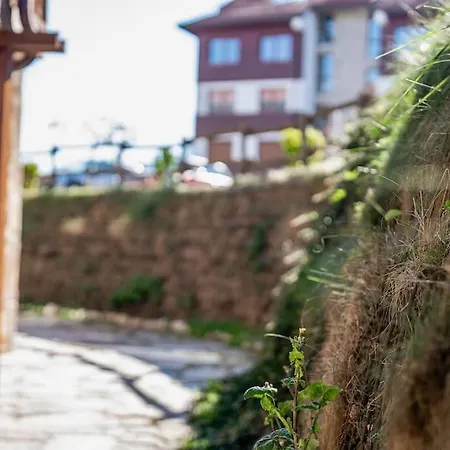 Host2u New 2 Bd, Fireplace, Free Parking *