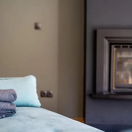 Host2u New 2 Bd, Fireplace, Free Parking Bansko