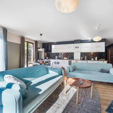 Host2u New 2 Bd, Fireplace, Free Parking Bansko